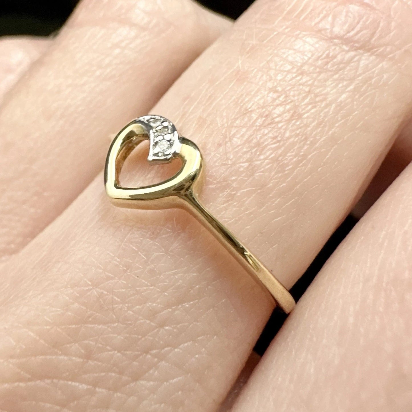 9Ct Two-Toned Gold Diamond Set Heart Ring Sz O