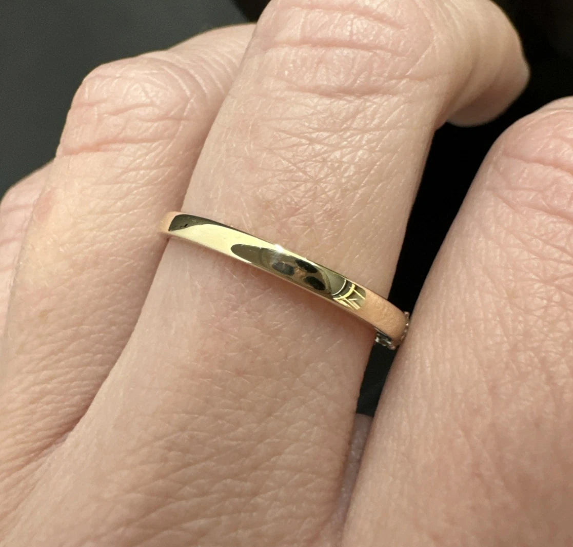 10Ct Yellow Gold .05 TW Diamond Band Ring Sz O 1/2