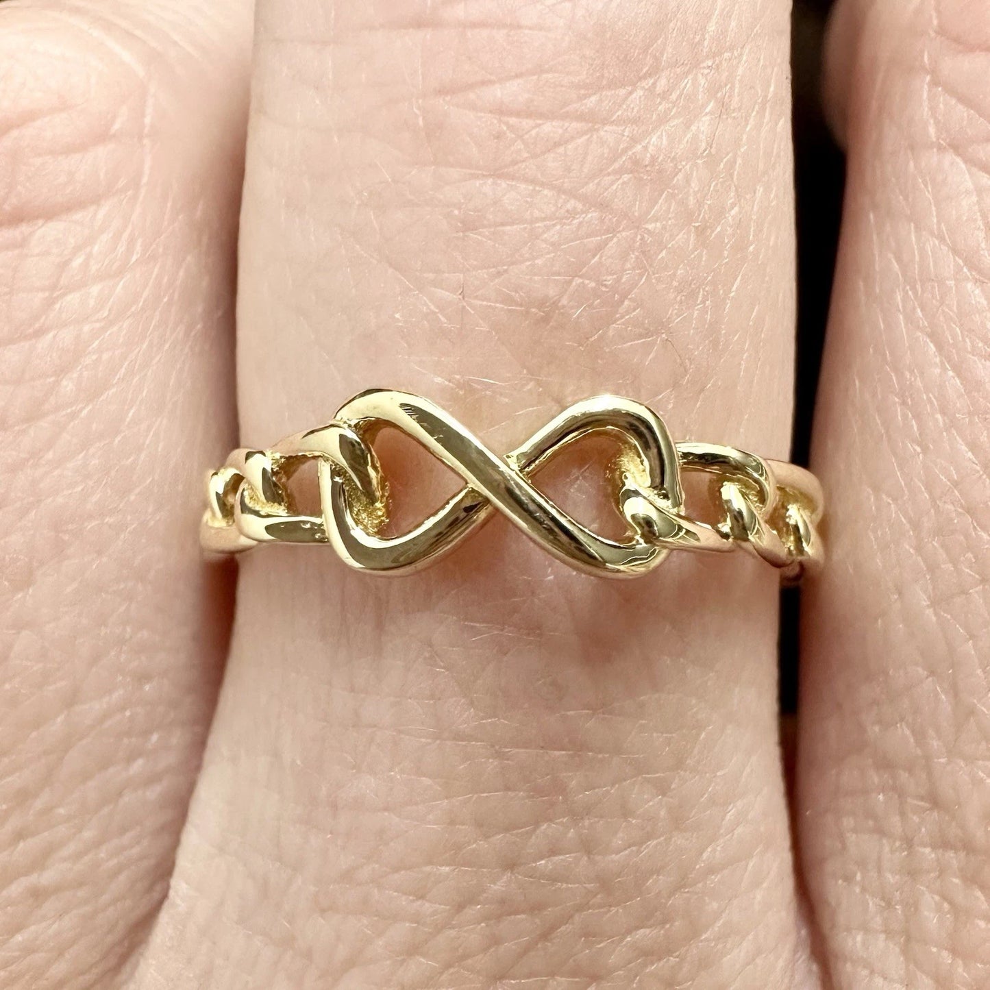 14Ct Yellow Gold Infinity Chain Link Band Ring Sz N 1/2