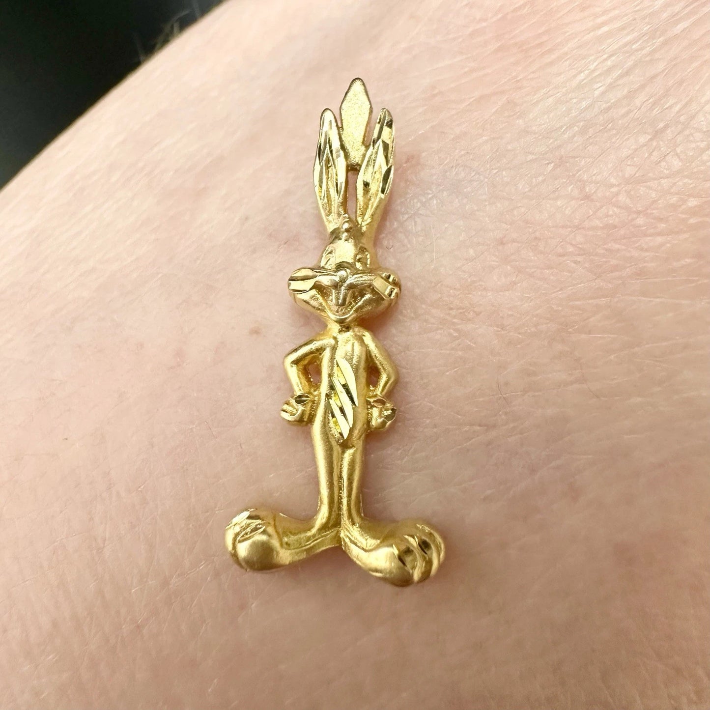 14Ct Yellow Gold Vintage Looney Tunes Bugs Bunny Slider Charm Pendant