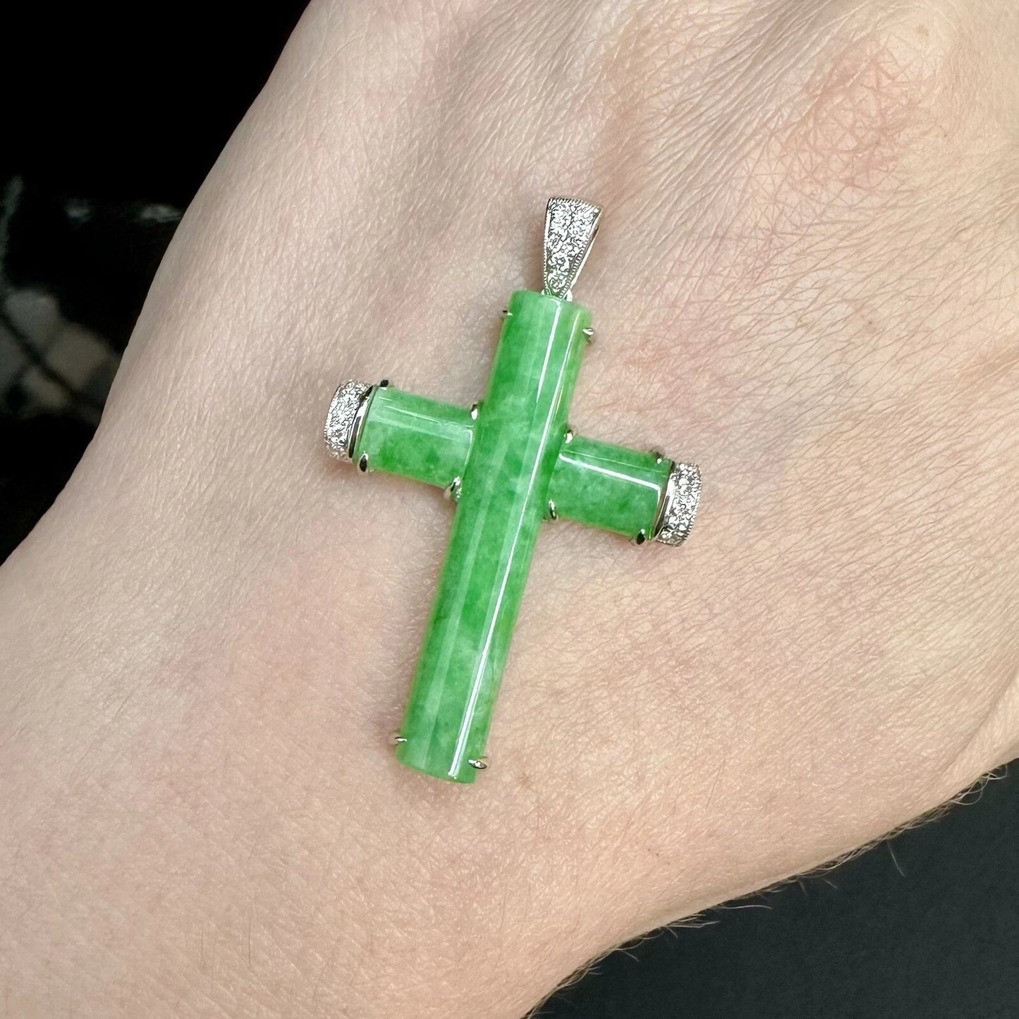 18Ct White Gold Jadeite .16CT TW Diamond Set Cross Pendant