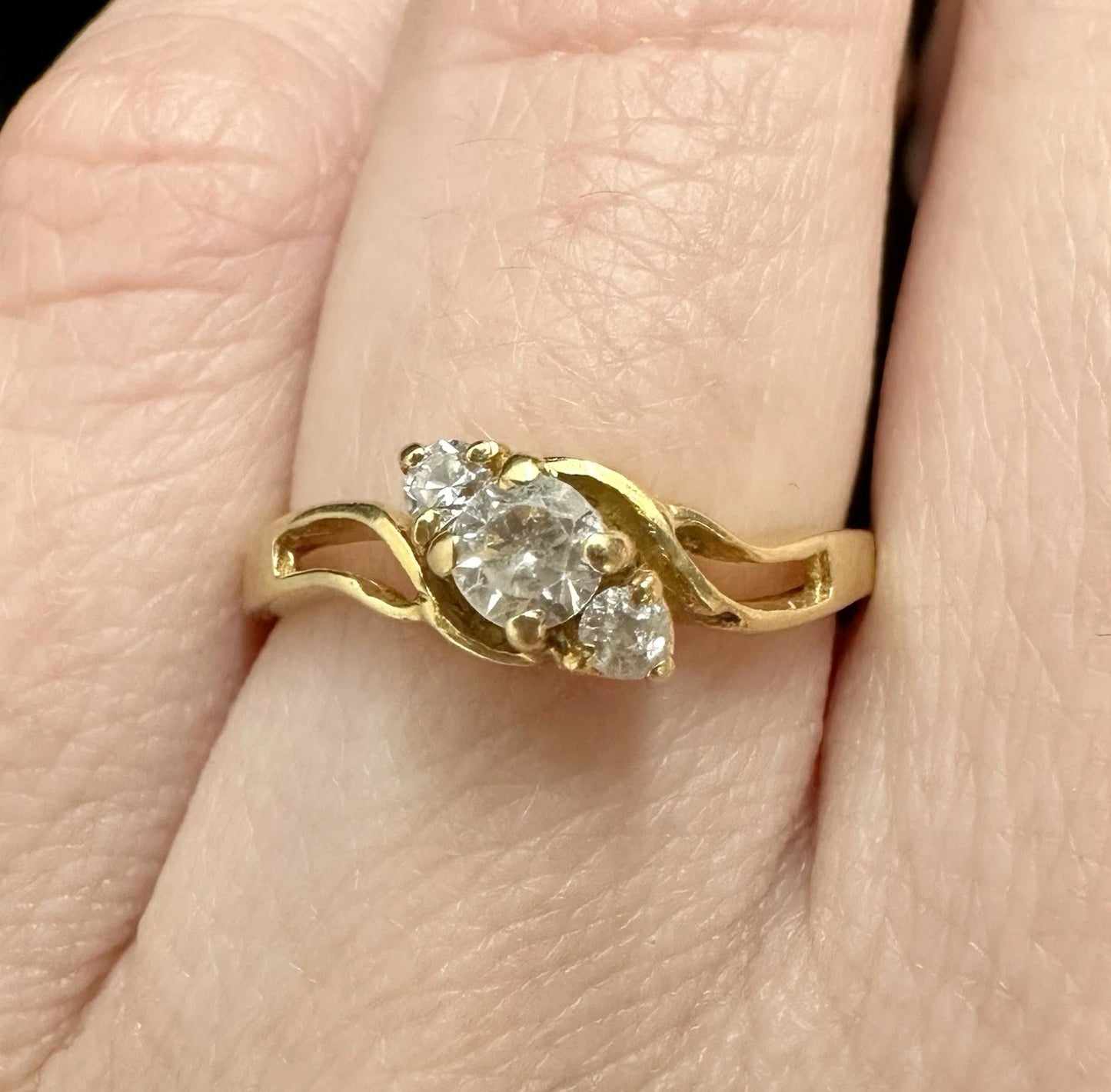 18Ct Yellow Gold .25Ct TW Diamond Simulant Trilogy Ring Sz L 1/2