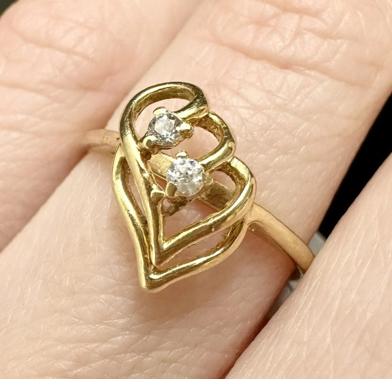 18Ct Yellow Gold Vintage Triple Heart .06 TW Diamond Simulant Ring Sz L 1/2
