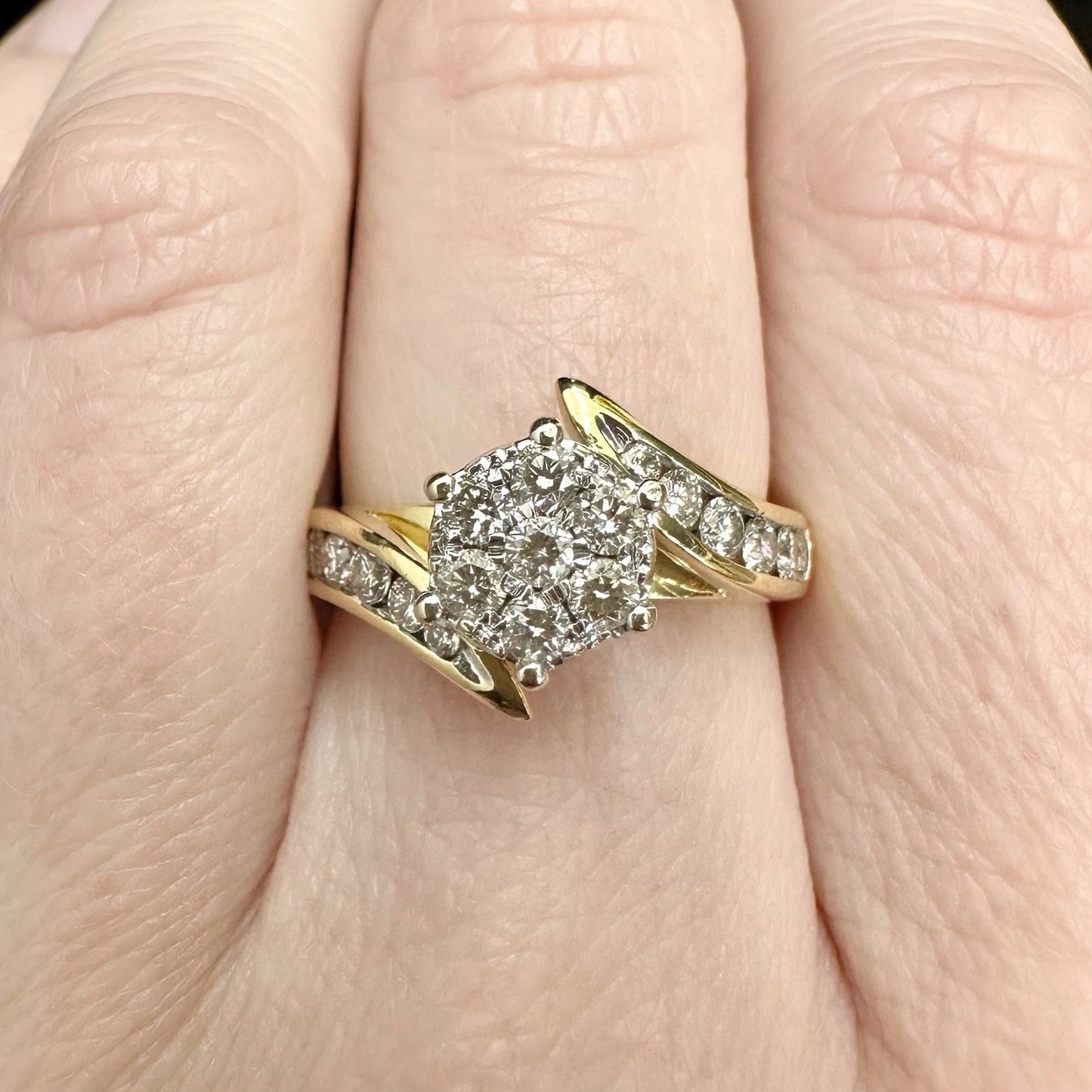 18Ct Yellow Gold .80Ct TW Diamond Split Shank Ring Sz M