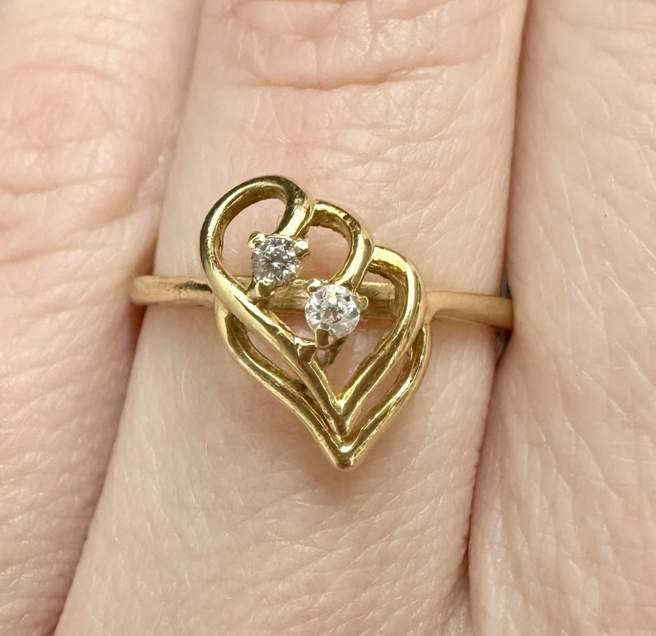 18Ct Yellow Gold Vintage Triple Heart .06 TW Diamond Simulant Ring Sz L 1/2