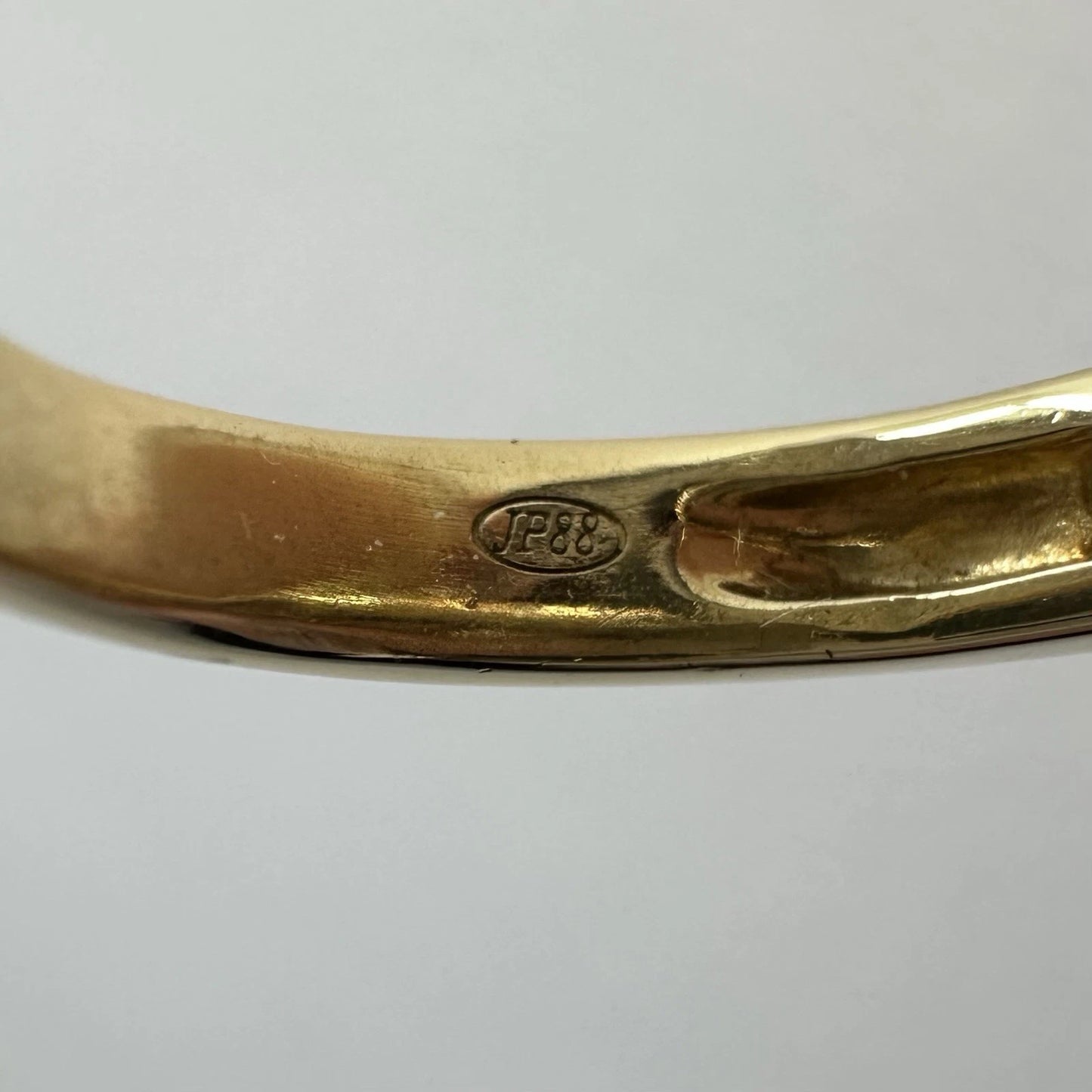 18Ct Yellow Gold .80Ct TW Diamond Split Shank Ring Sz M