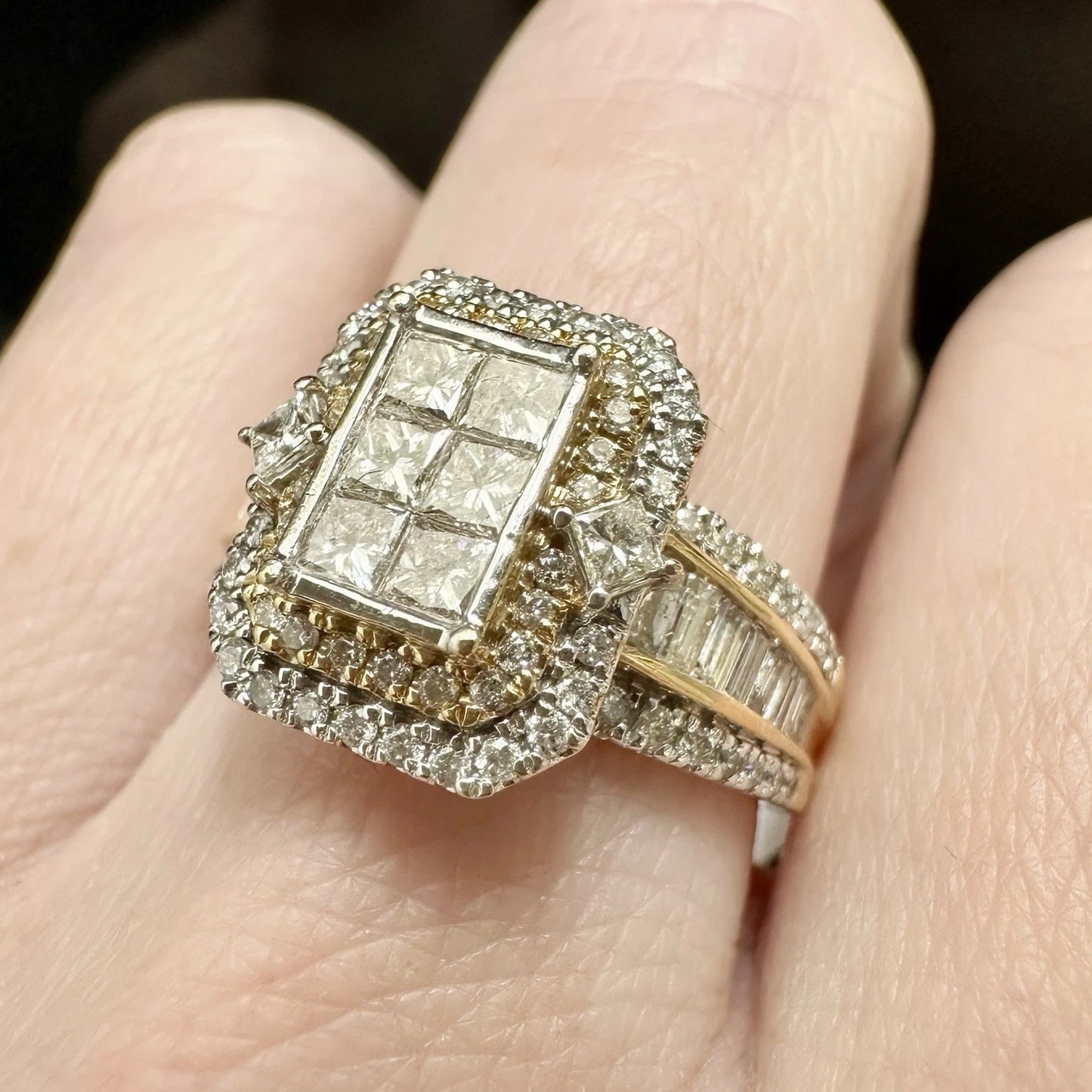 14Ct Yellow Gold 1.50 Carat TW Diamond Dress Ring