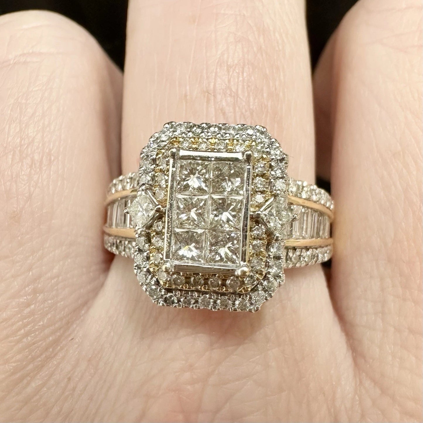 14Ct Yellow Gold 1.50 Carat TW Diamond Dress Ring