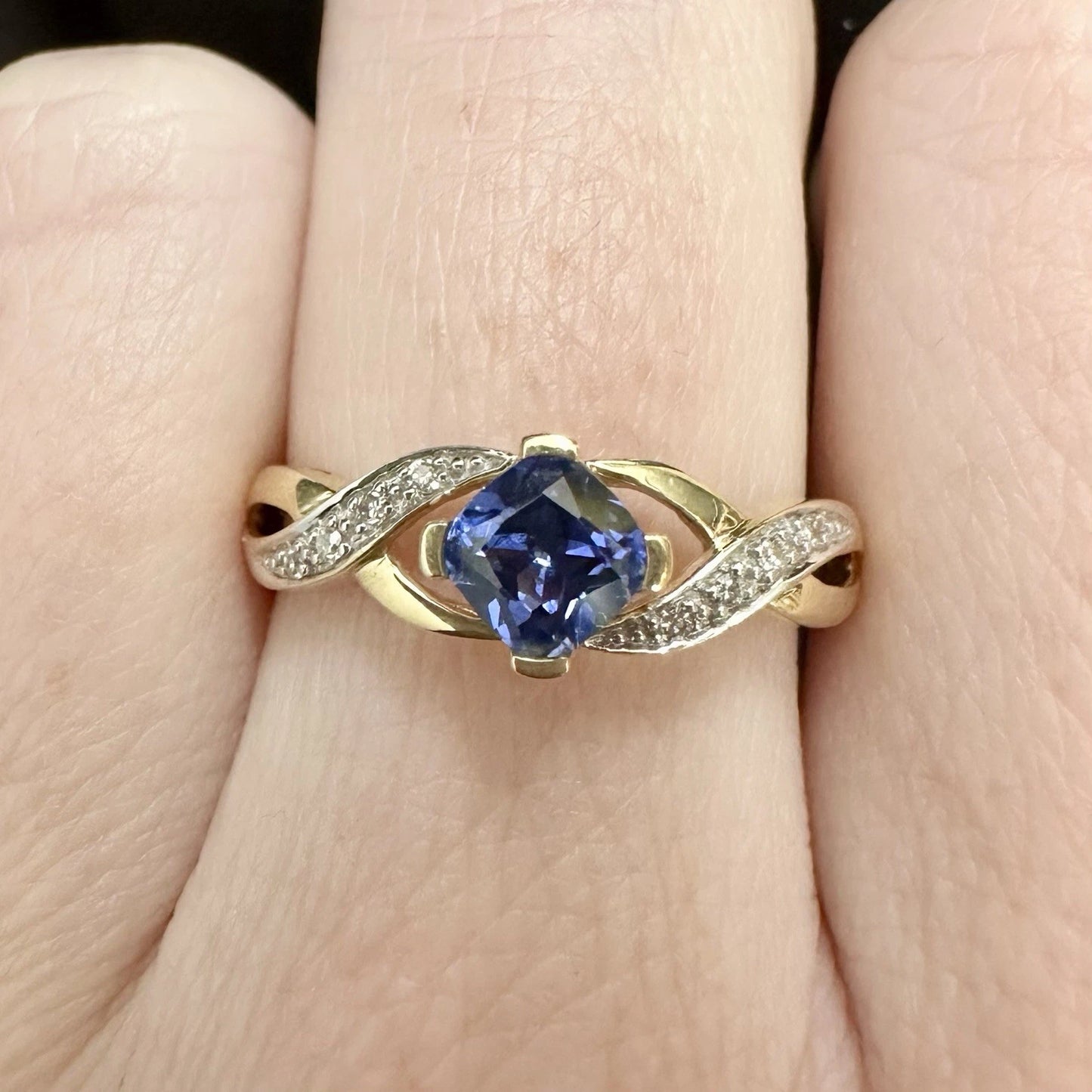 9Ct Yellow Gold Cushion Cut Ceylon Sapphire & Diamond Ring - Sz Q