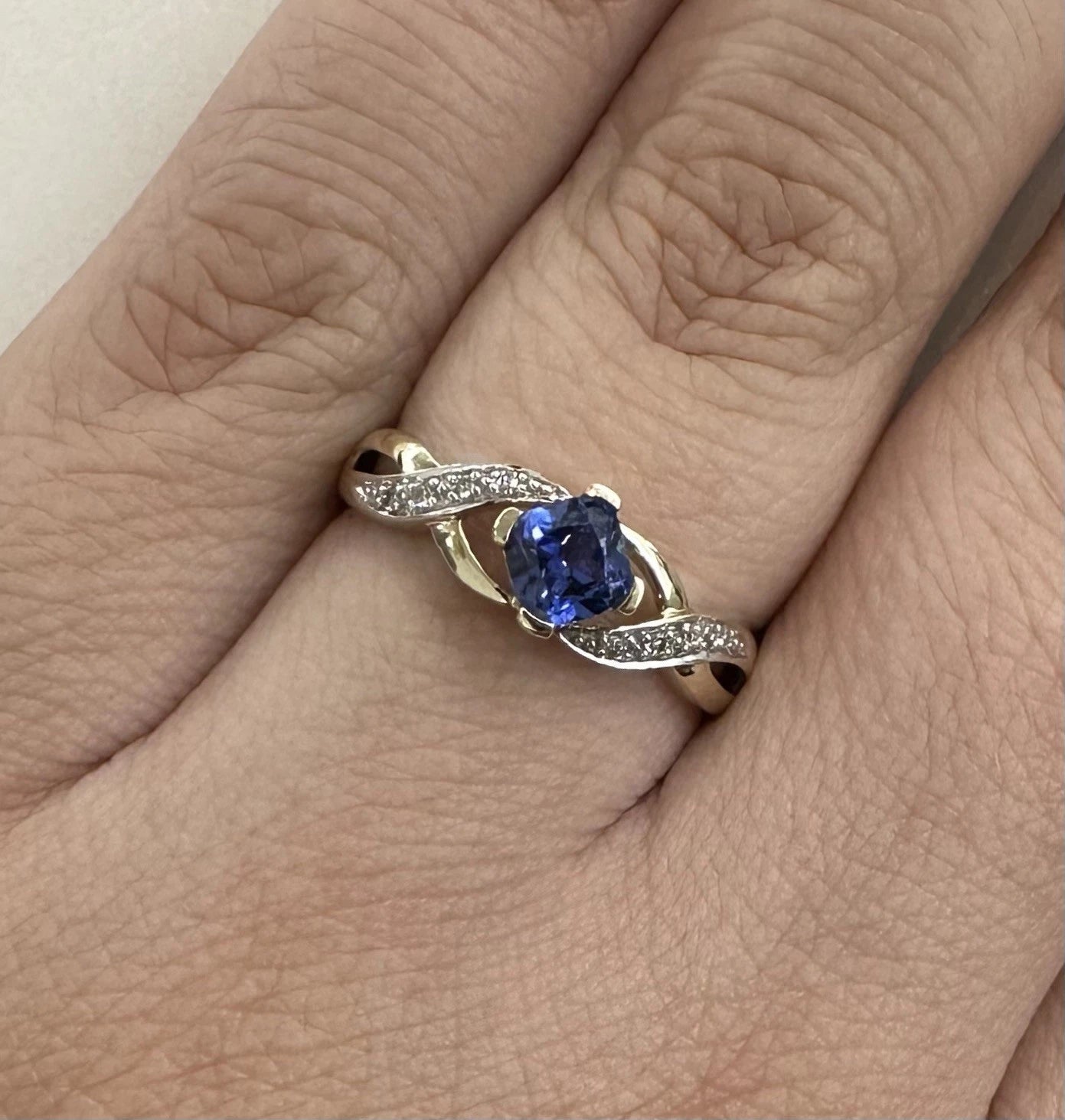 9Ct Yellow Gold Cushion Cut Ceylon Sapphire & Diamond Ring - Sz Q