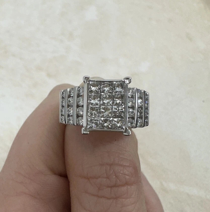 14Ct White Gold 2.00 Carat TW Multi Diamond Dress Ring Sz O WITH VALUATION