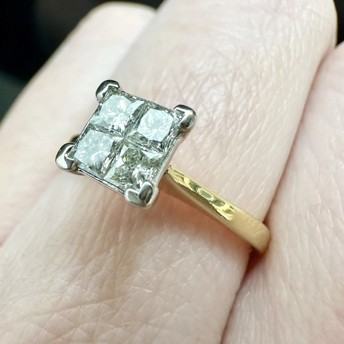 18Ct Yellow Gold Princess Cut Diamond Cluster Ring