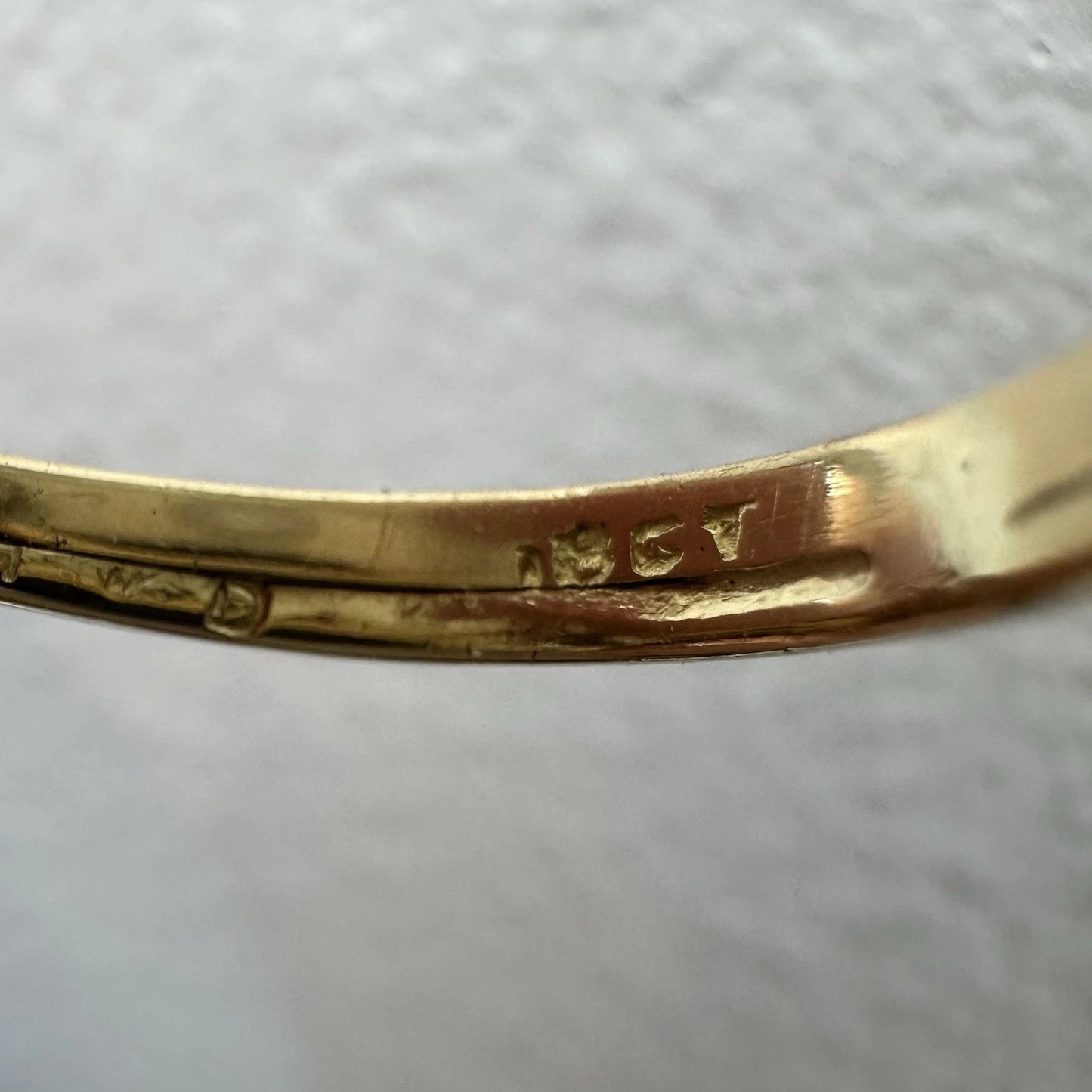 18Ct Yellow Gold Vintage .15Ct TW Diamond Set Fused Ring Set Sz K