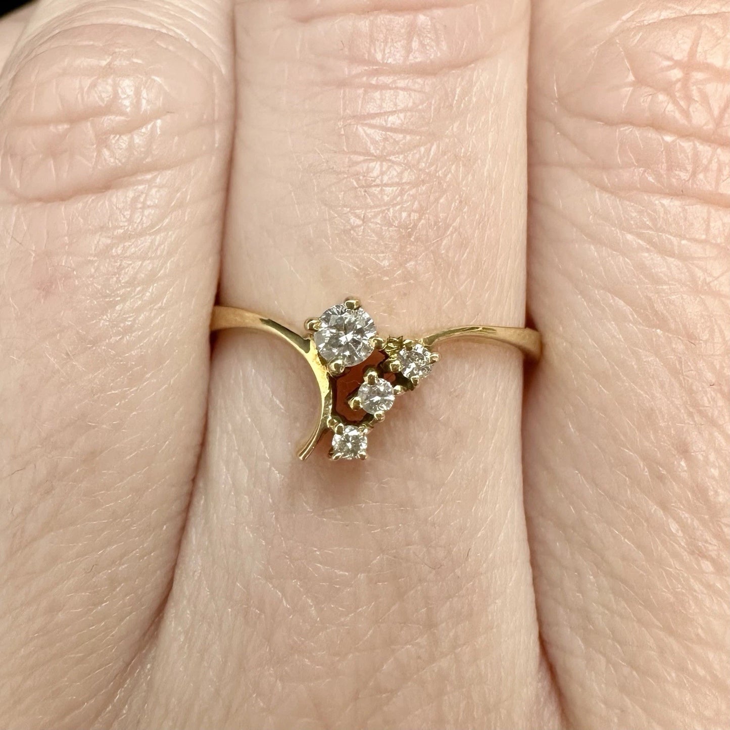 18Ct Yellow Gold .15 Carat TW Diamond Dress Ring Sz N 1/2