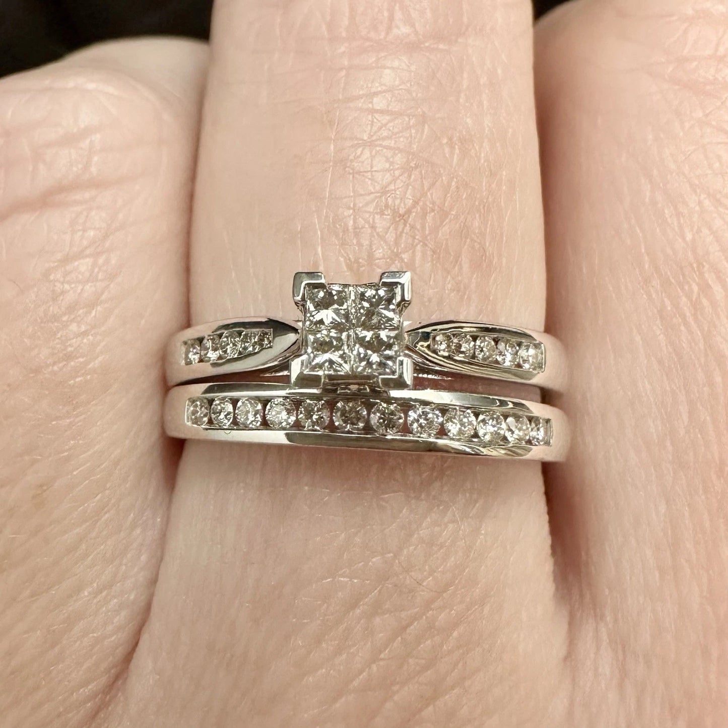 9Ct White Gold 0.33 Carat TW Diamond Bridal Ring Set