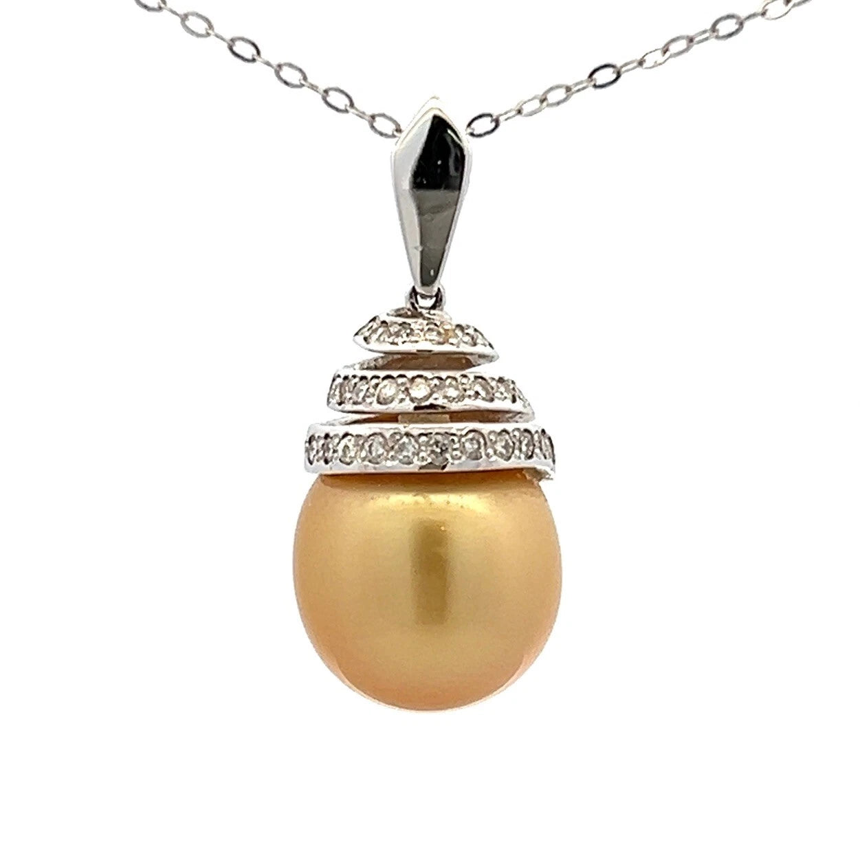18Ct White Gold South Seas Pearl & 0.21 Carat TW Diamond Accent Pendant