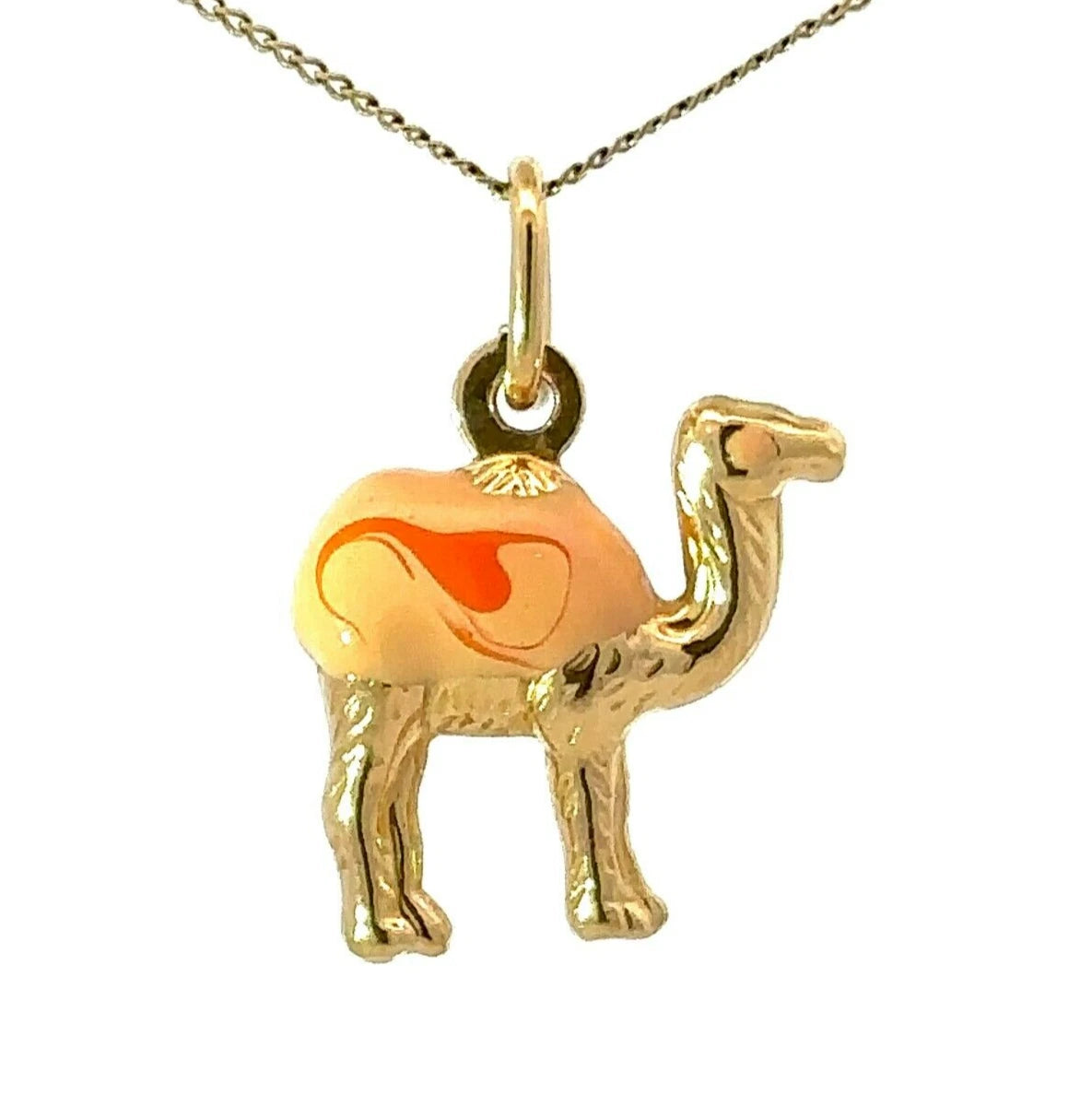 18Ct Yellow Gold Peach & Orange Swirl Resin Camel Charm Pendant