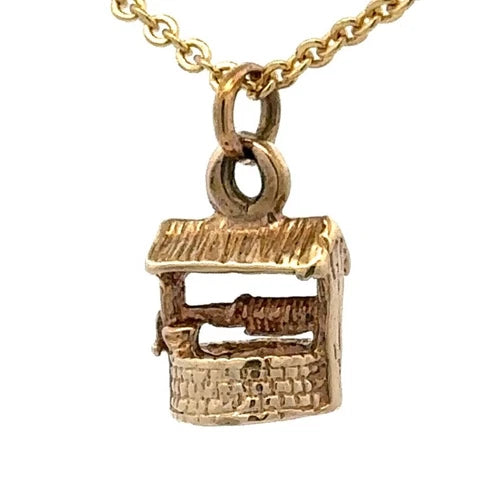 9Ct Yellow Gold Vintage Wishing Well Pendant