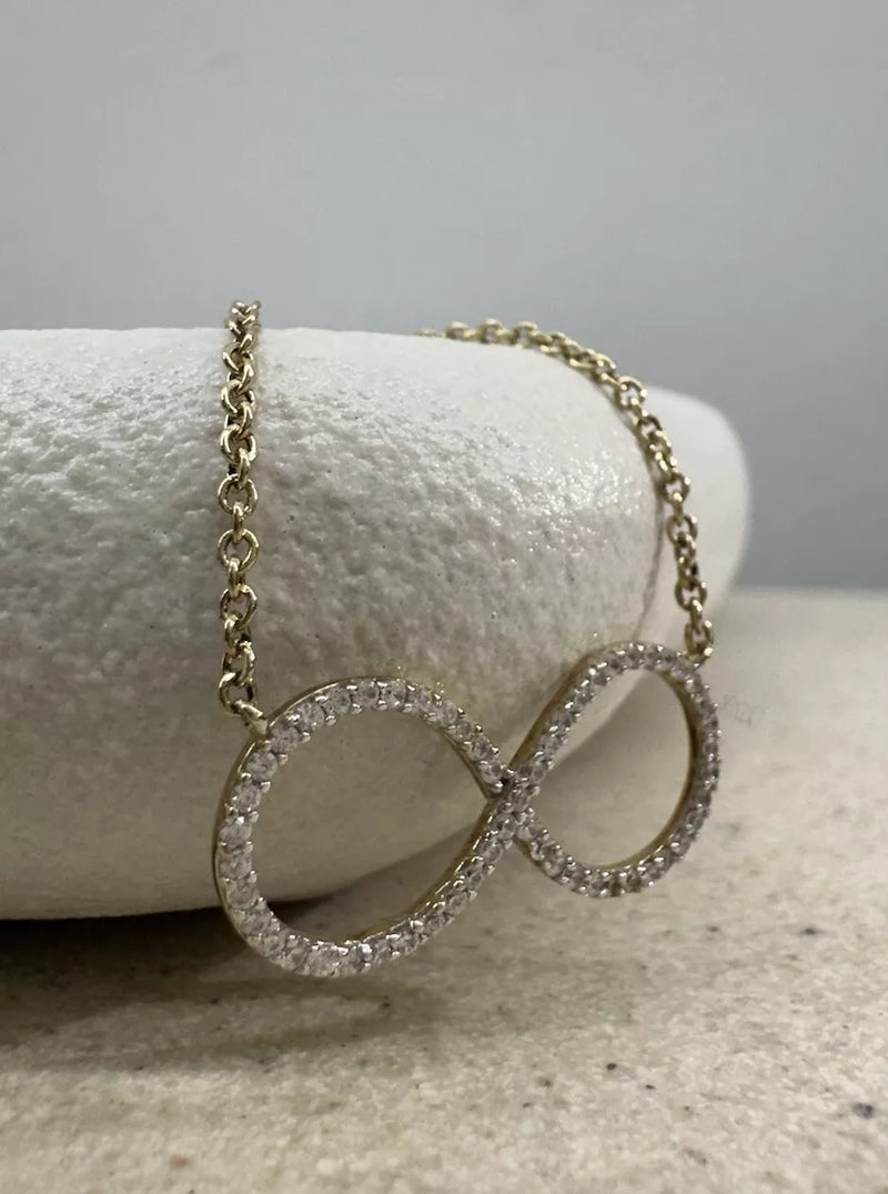 Necklaces & Pendants