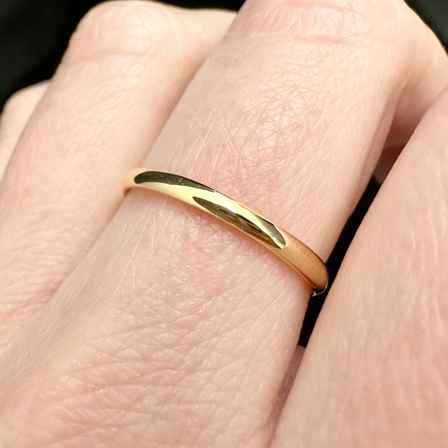 18Ct Yellow Gold Victorian Revival Scalloped .15 Carat TW Diamond Band Ring Sz O 1/2