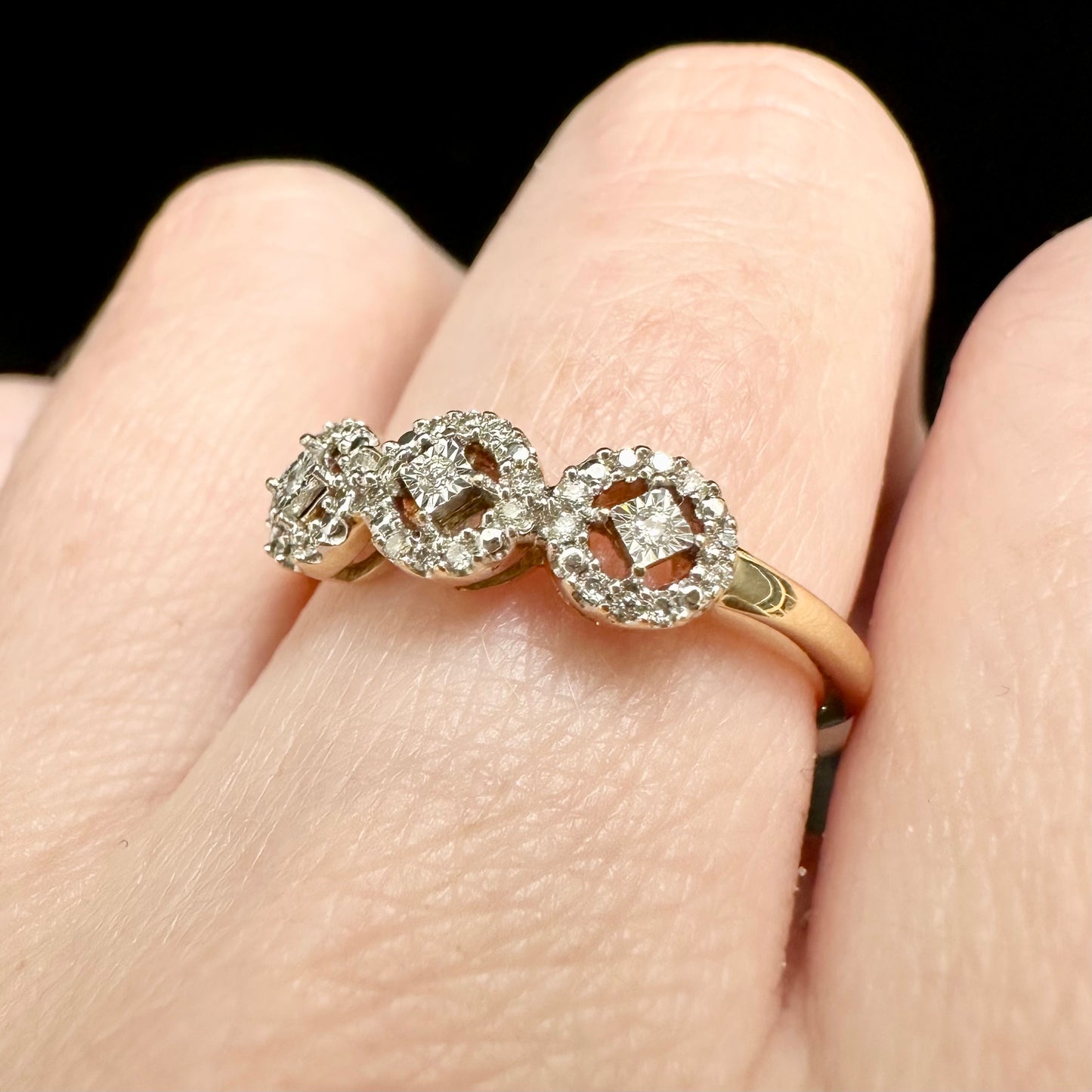 9Ct Yellow Gold Diamond Set Band Ring Sz P 1/2