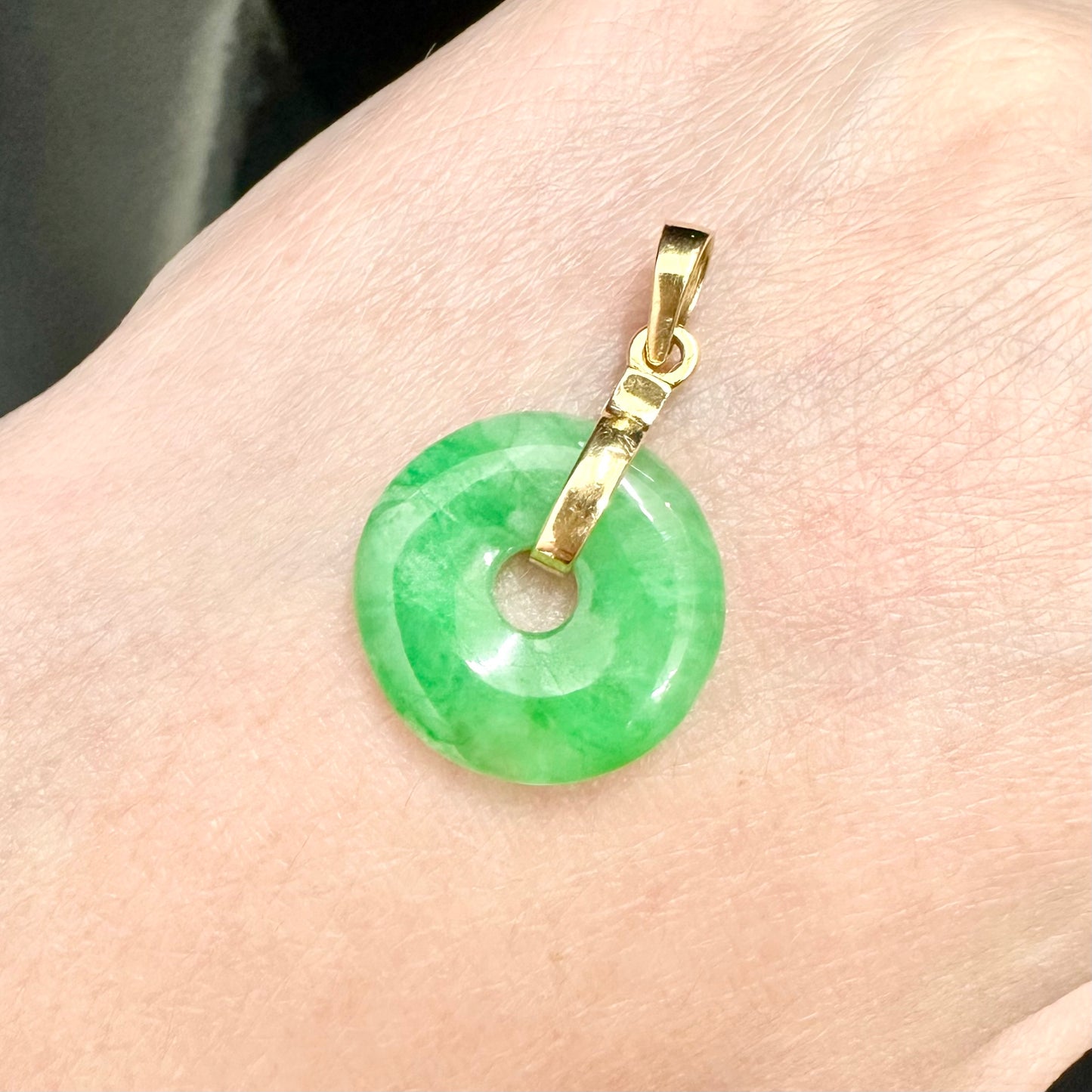 18Ct Yellow Gold Jade Pi Disc Pendant