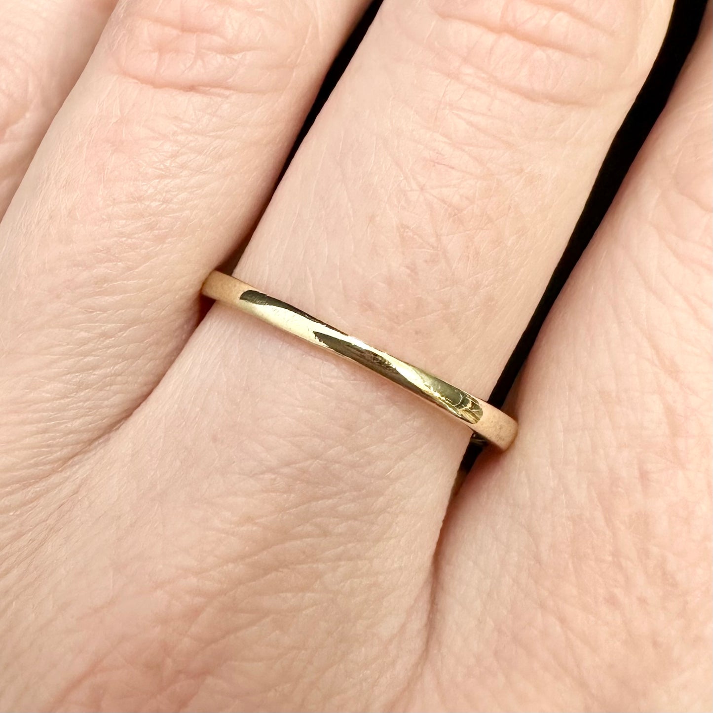 9Ct Yellow Gold .16Ct TW Diamond Set Floral Ring Sz S 1/2