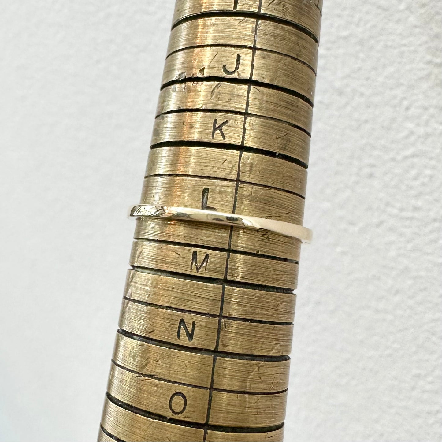 9Ct Yellow Gold Morganite & Diamond Simulant Set Ring Sz L 1/2