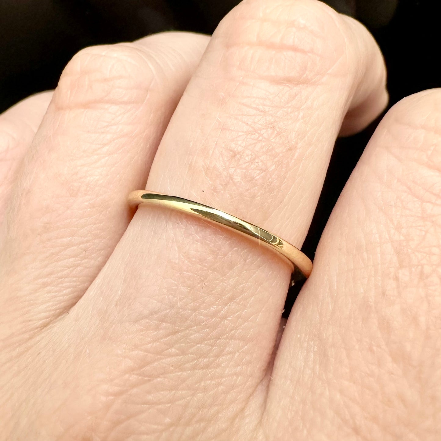 9Ct Yellow Gold Diamond Set Band Ring Sz P 1/2