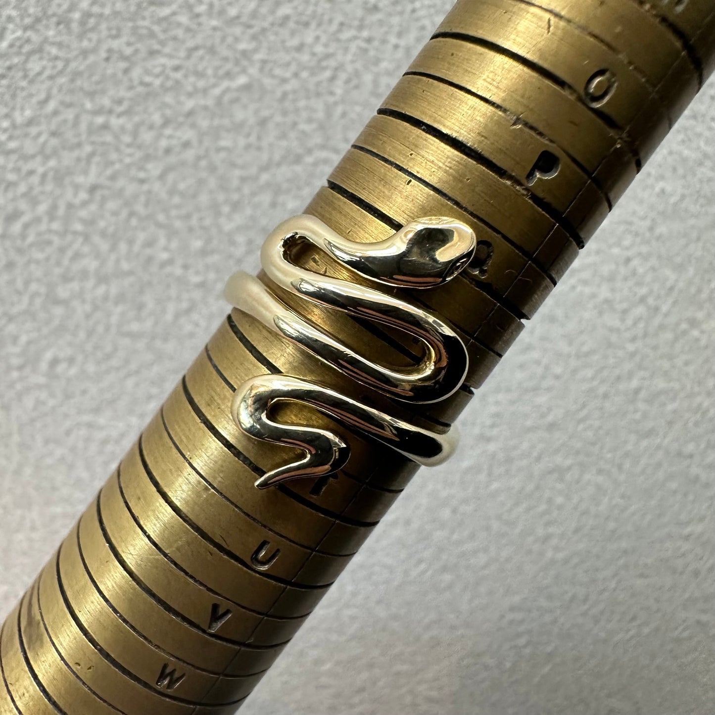 9Ct Yellow Gold Serpent Ring