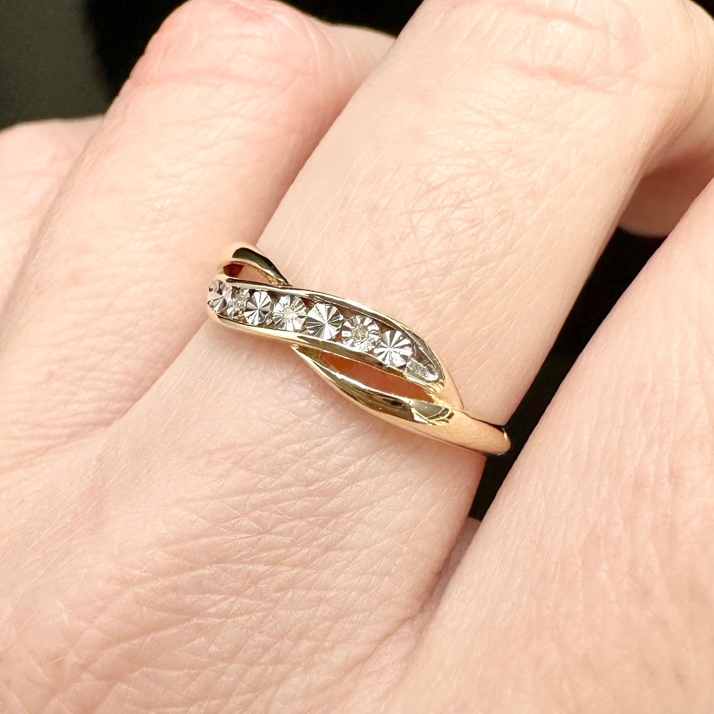 9Ct Yellow Gold Miracle Set Diamond Crossover Band Ring Sz O 1/2