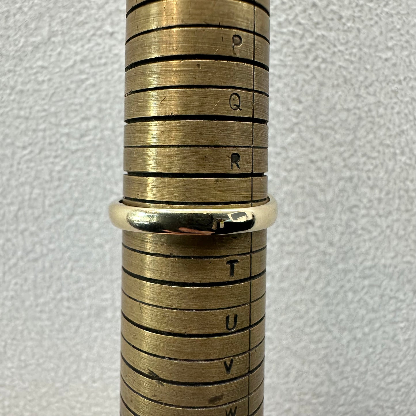 9Ct Yellow Gold Serpent Ring