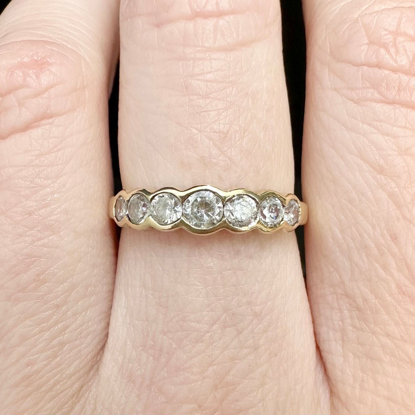 9Ct Yellow Gold .75Ct TW Diamond Simulant Graduating Band Ring Sz N 1/2