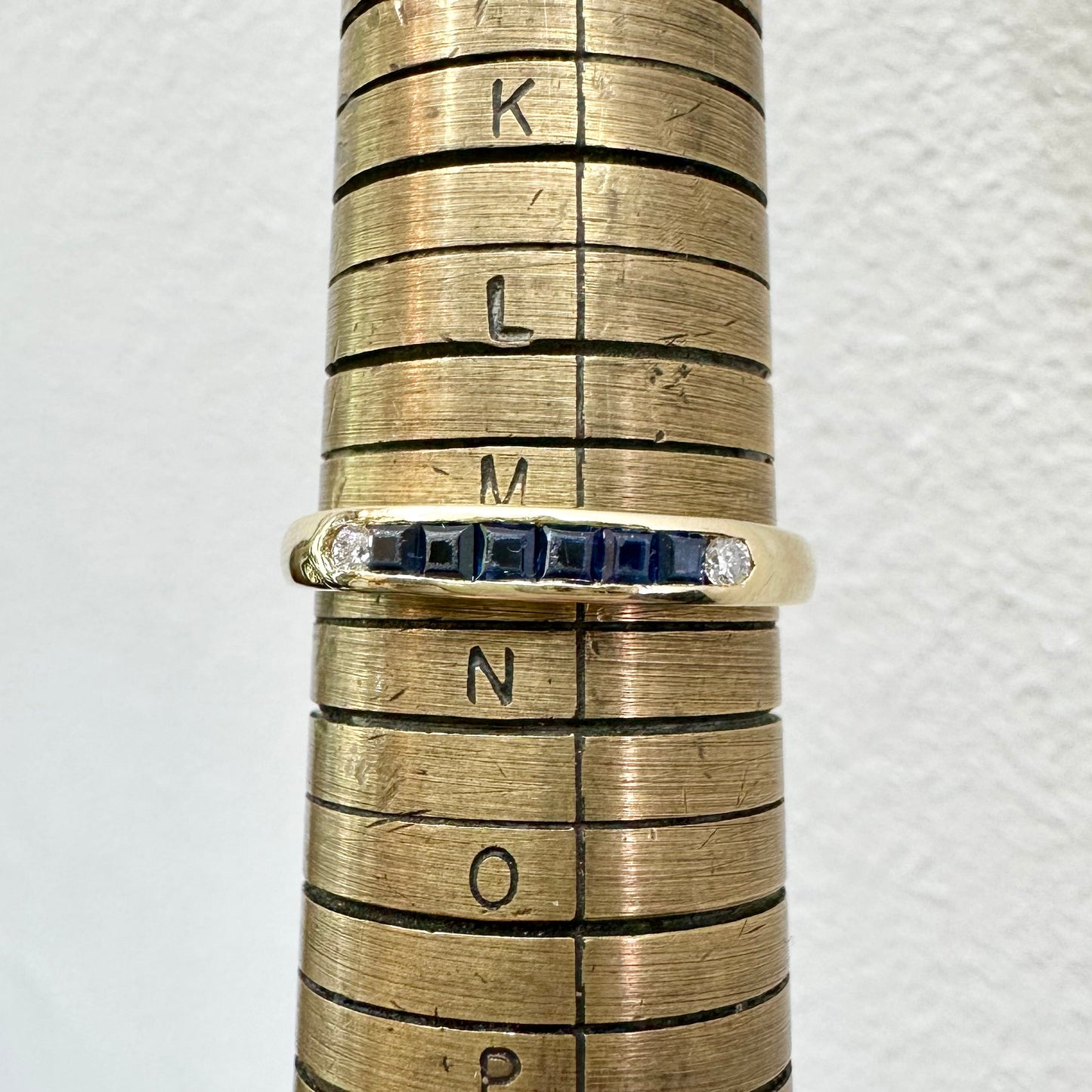18Ct Yellow Gold Sapphire & Diamond Band Ring Sz M 1/2
