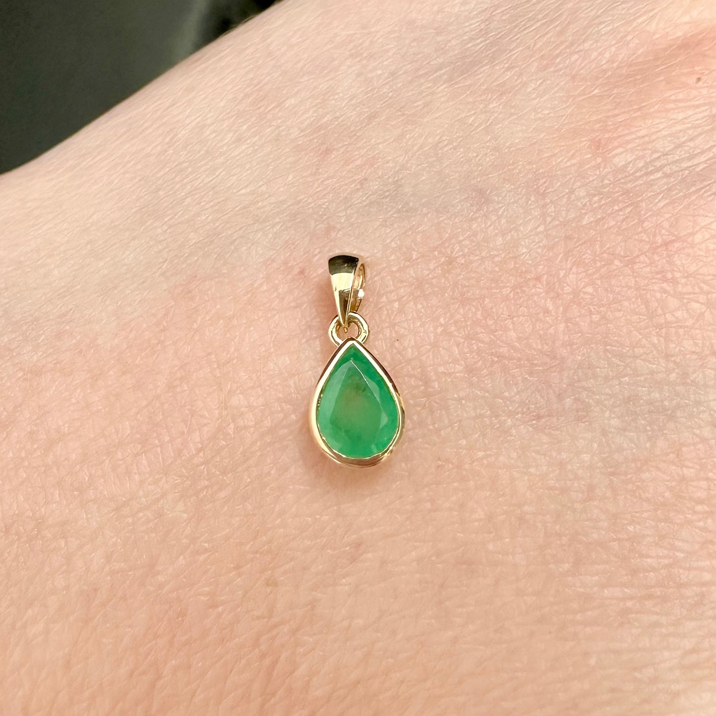 9Ct Yellow Gold Bezel Set Teardrop Emerald Pendant