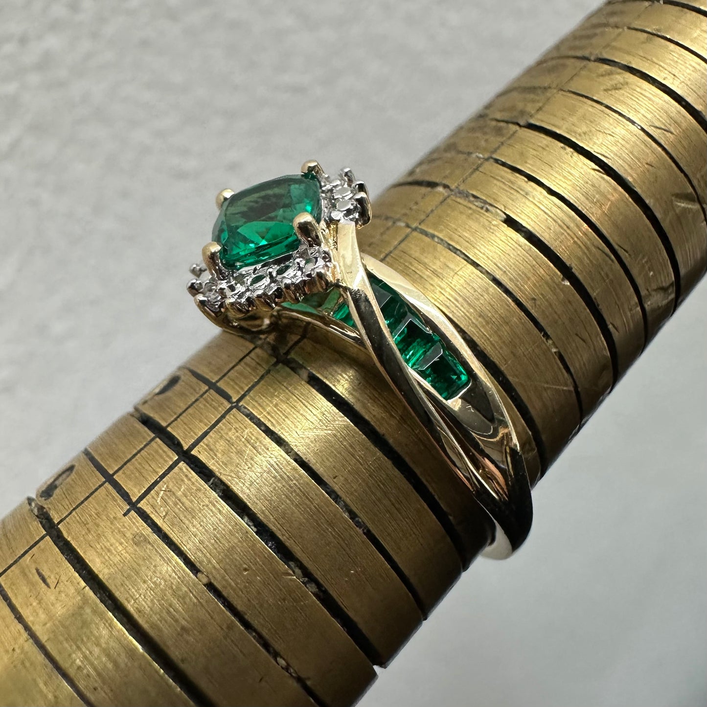 9Ct Yellow Gold Created Emerald Statement Ring
