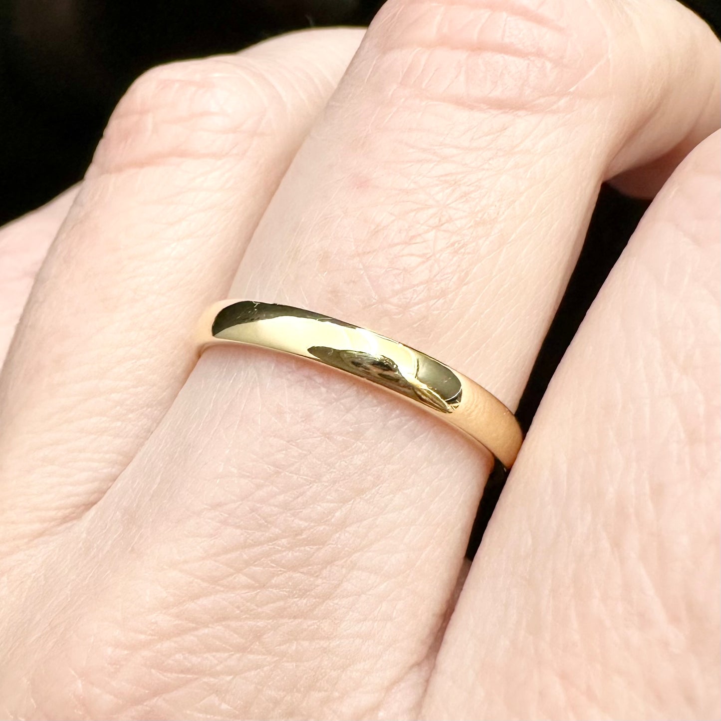 18Ct Yellow Gold .12Ct TW Diamond Scalloped Eternity Band Ring Sz P