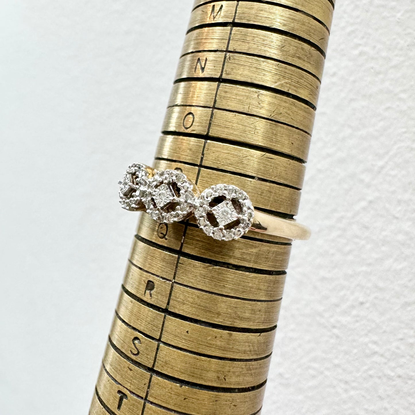 9Ct Yellow Gold Diamond Set Band Ring Sz P 1/2