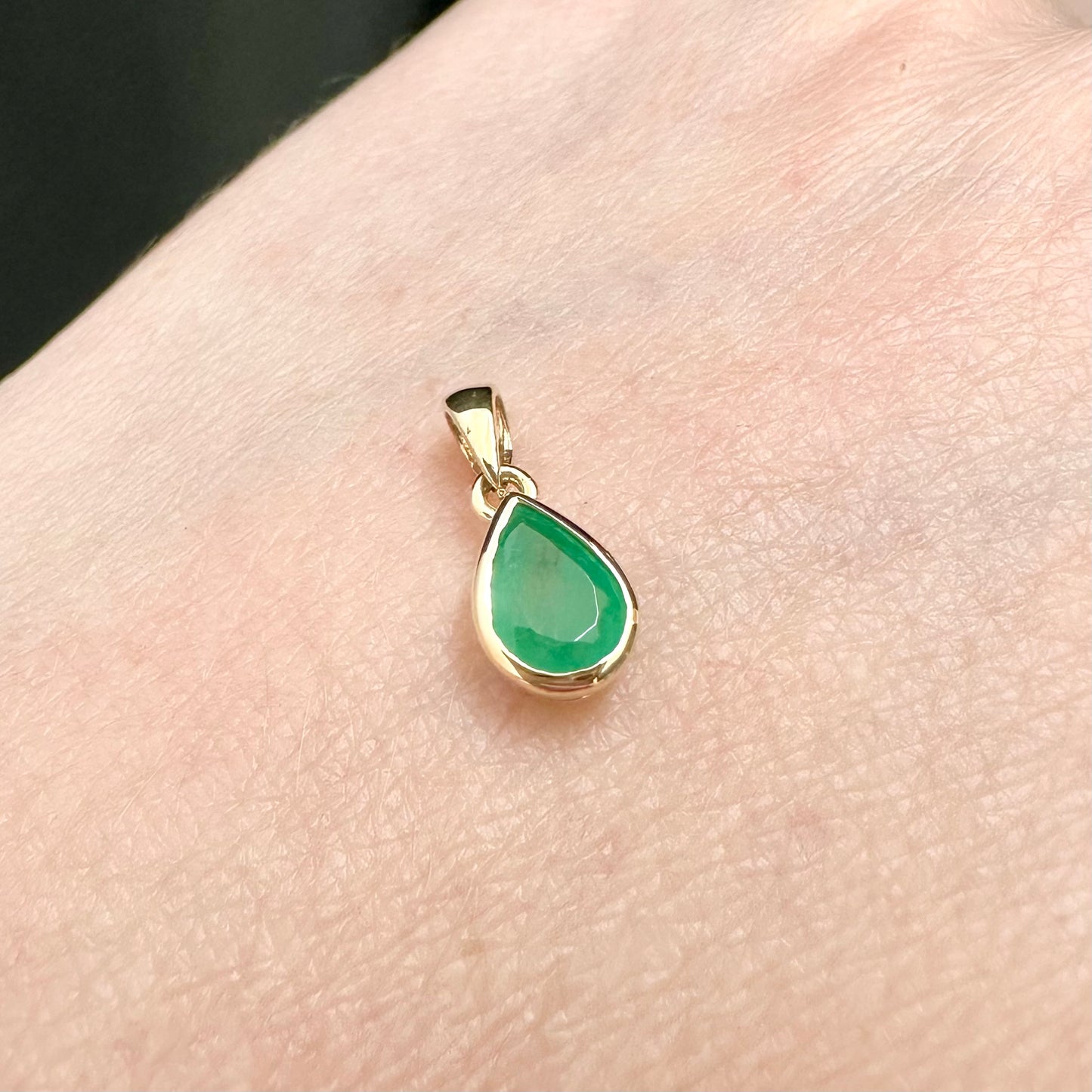 9Ct Yellow Gold Bezel Set Teardrop Emerald Pendant