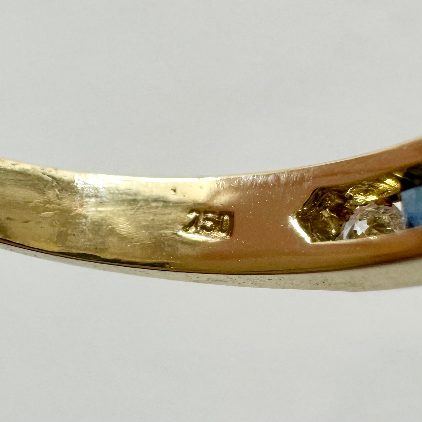 18Ct Yellow Gold Sapphire & Diamond Band Ring Sz M 1/2