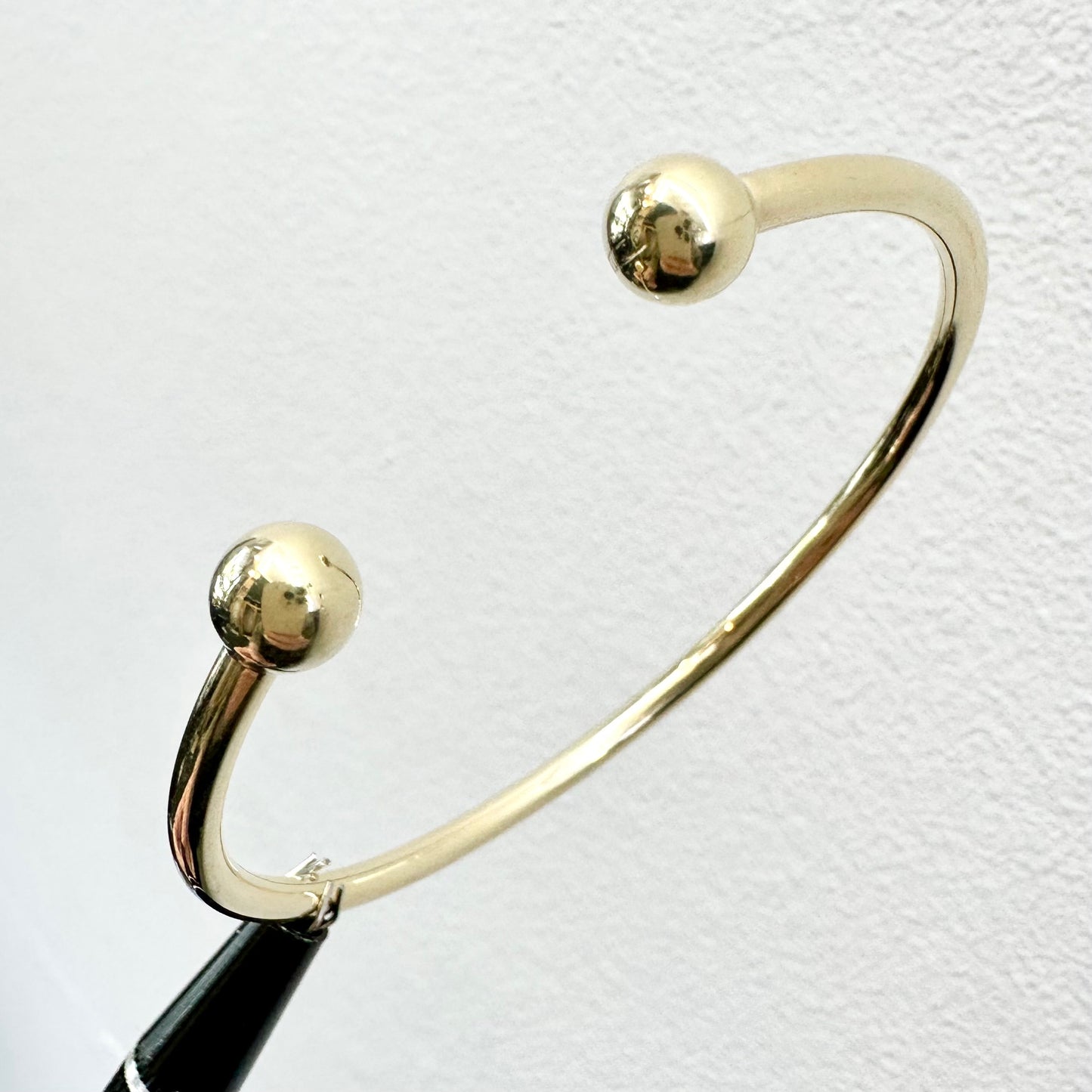 9Ct Yellow Italian Gold Hollow Torque Bangle 5.5"