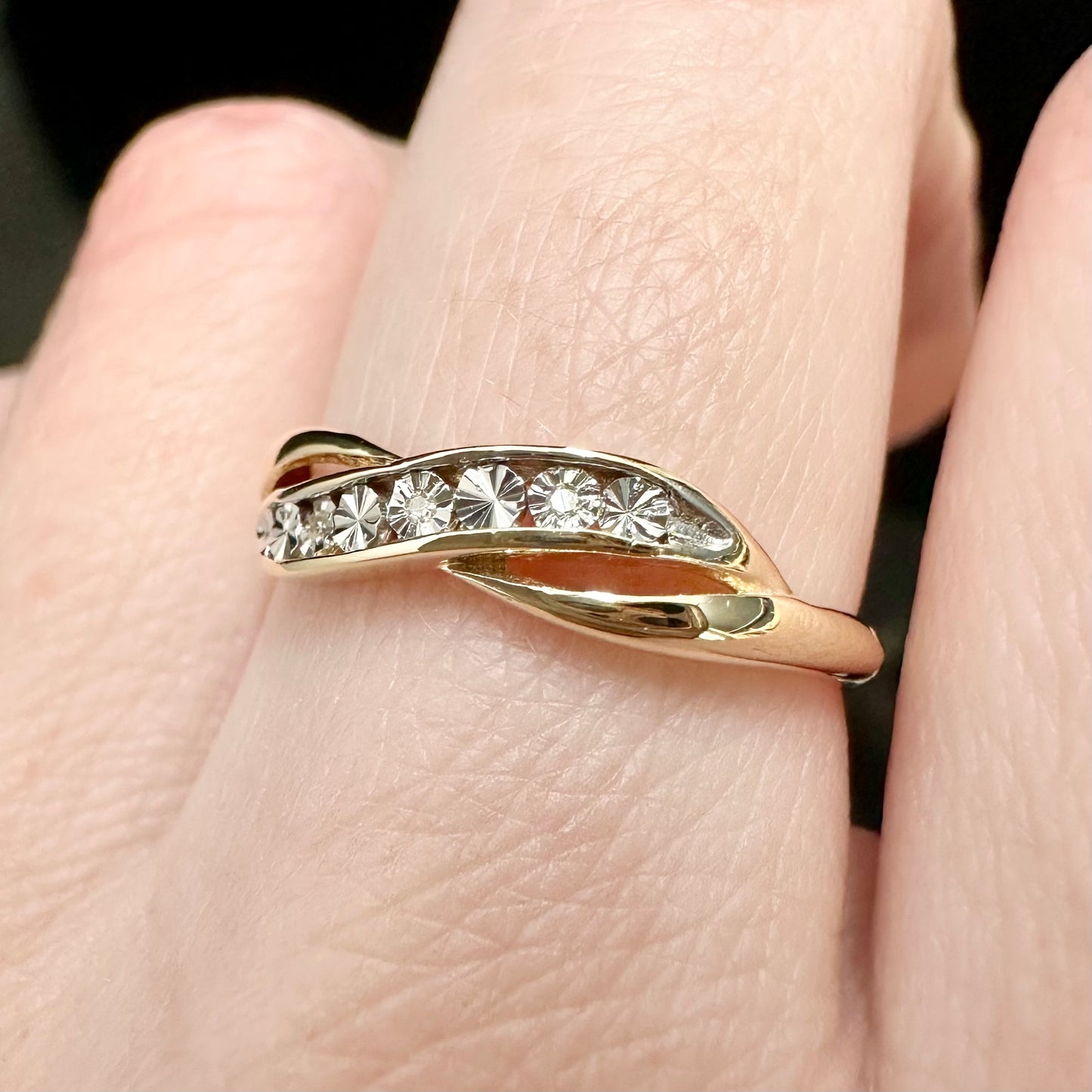 9Ct Yellow Gold Miracle Set Diamond Crossover Band Ring Sz O 1/2