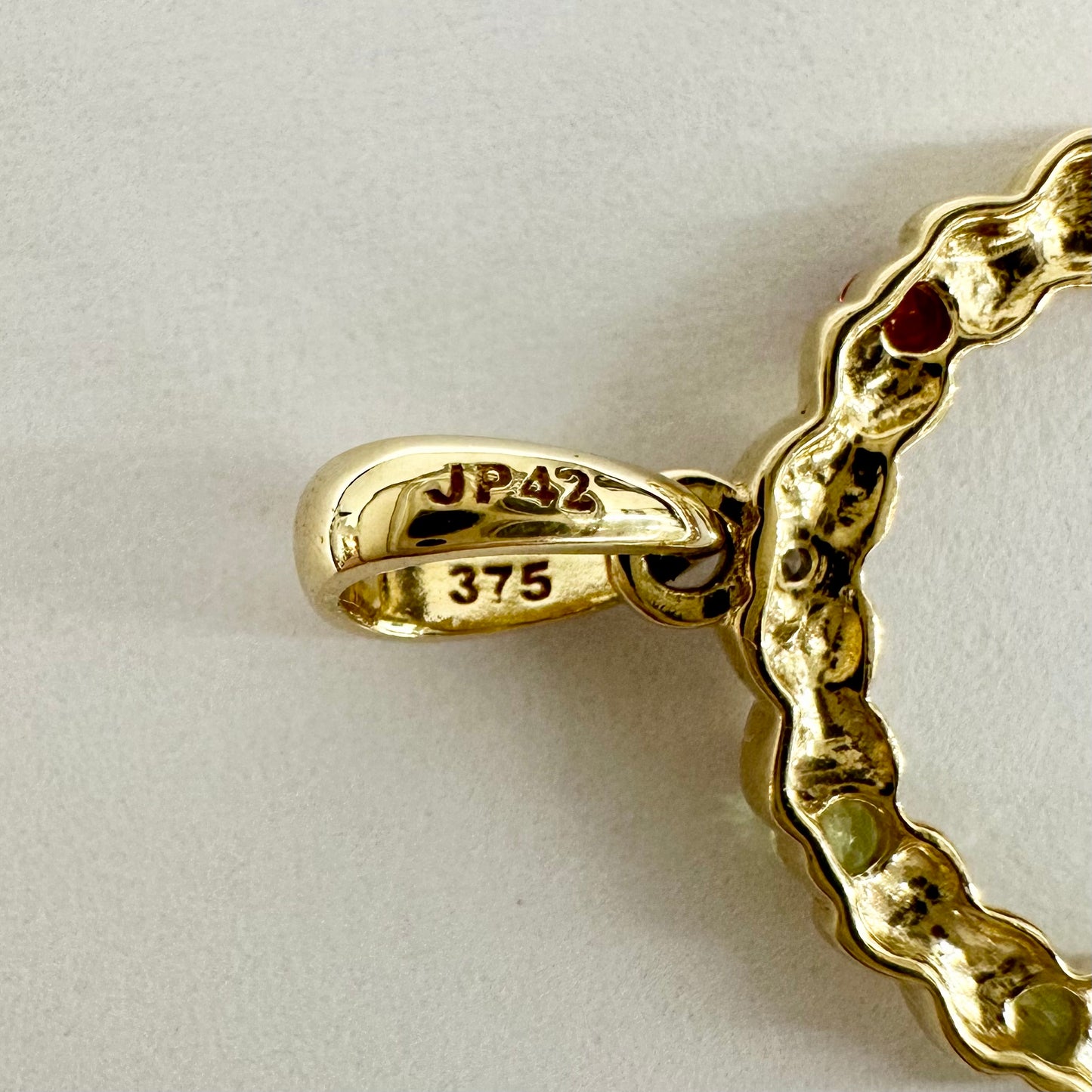 9Ct Yellow Gold Multi-Gemstone Wreath Circle Pendant