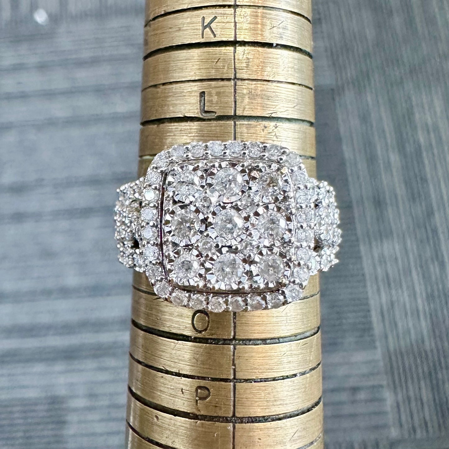 9Ct Yellow Gold 1.00Ct TW Diamond Cluster Ring Sz N