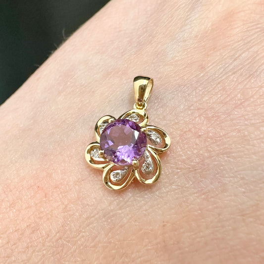 9Ct Yellow Gold Amethyst & Diamond Set Flower Pendant