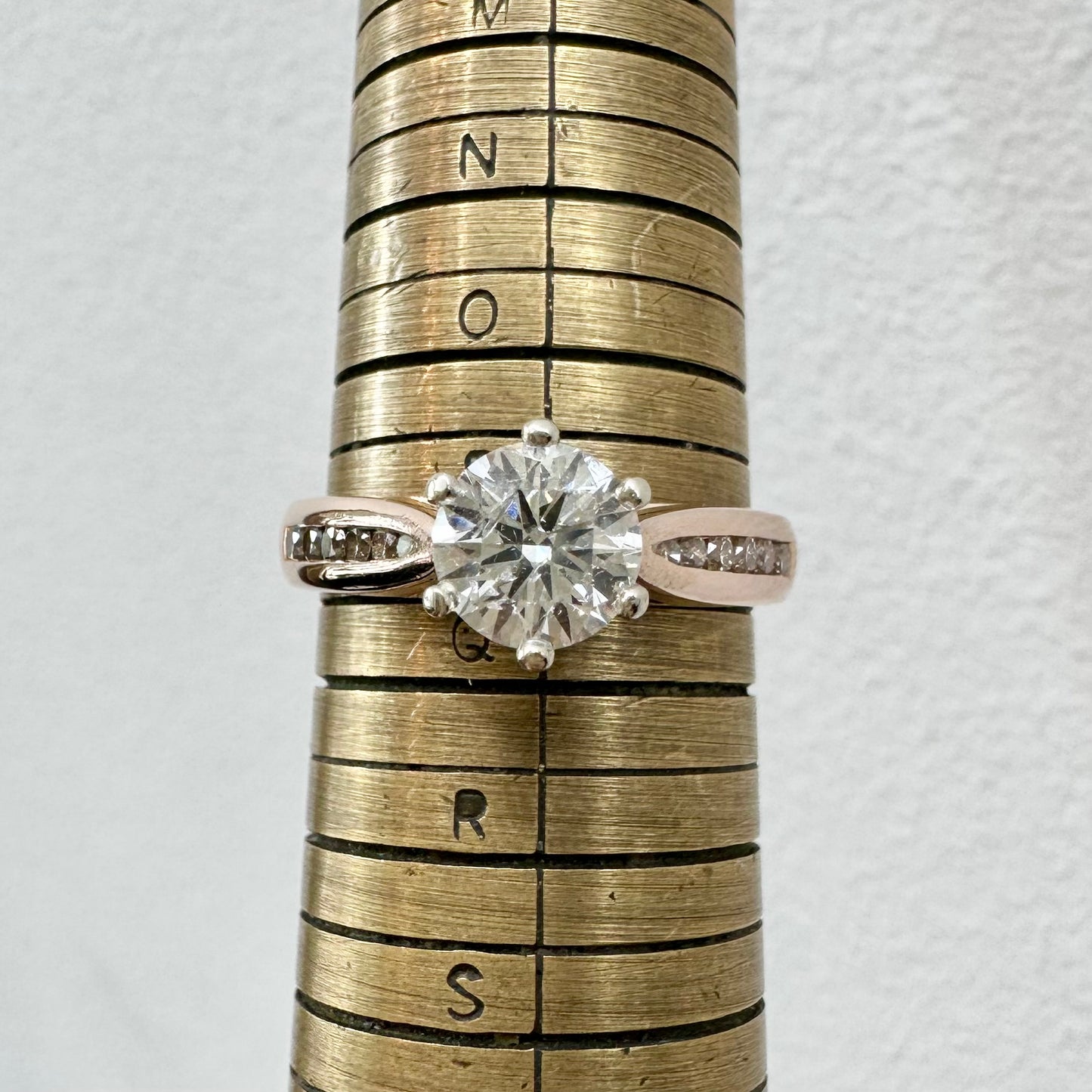 18Ct Rose Gold 1.32Ct TW Diamond Engagement Ring Sz P 1/2