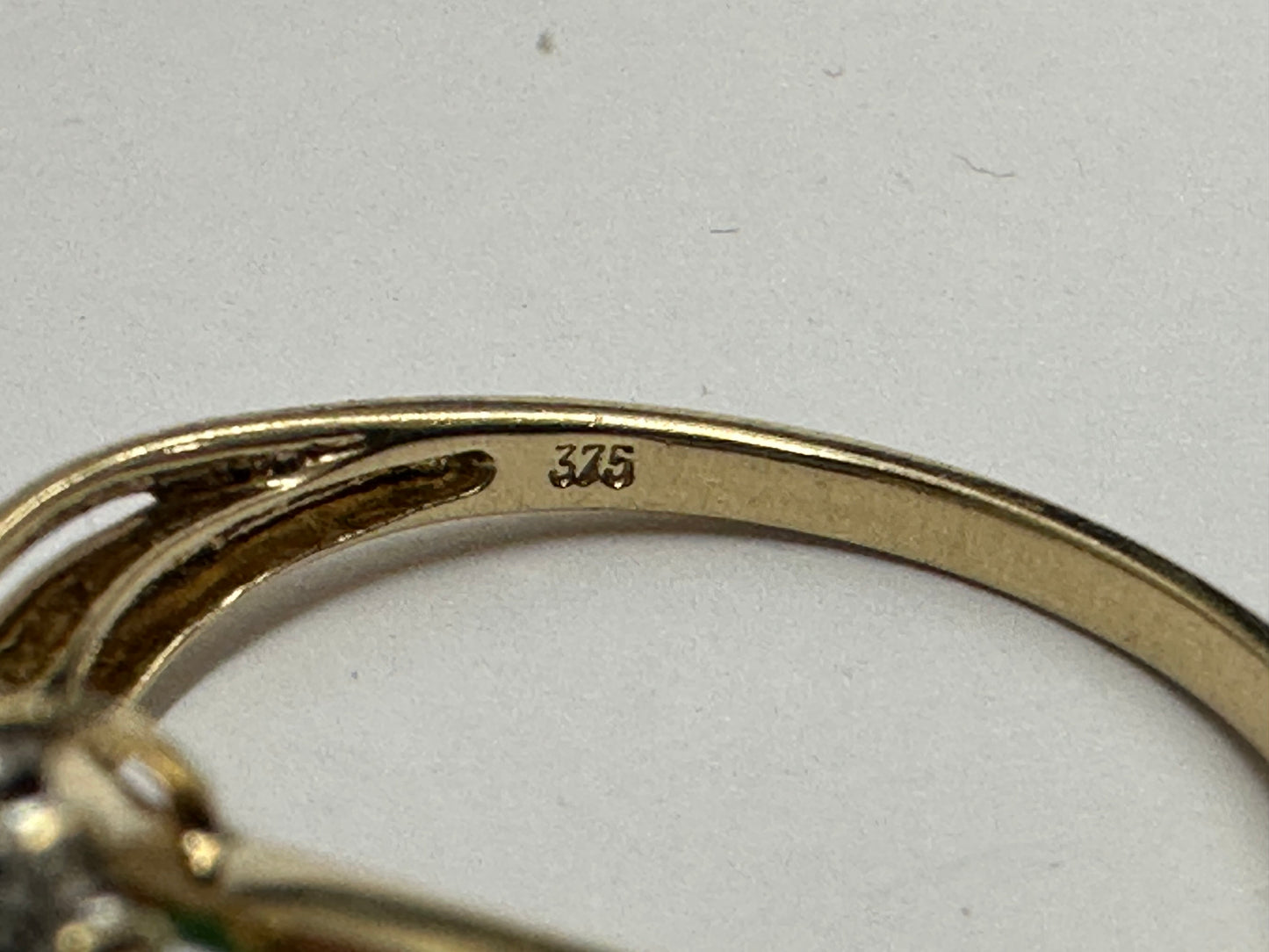 9Ct Yellow Gold Created Emerald Statement Ring