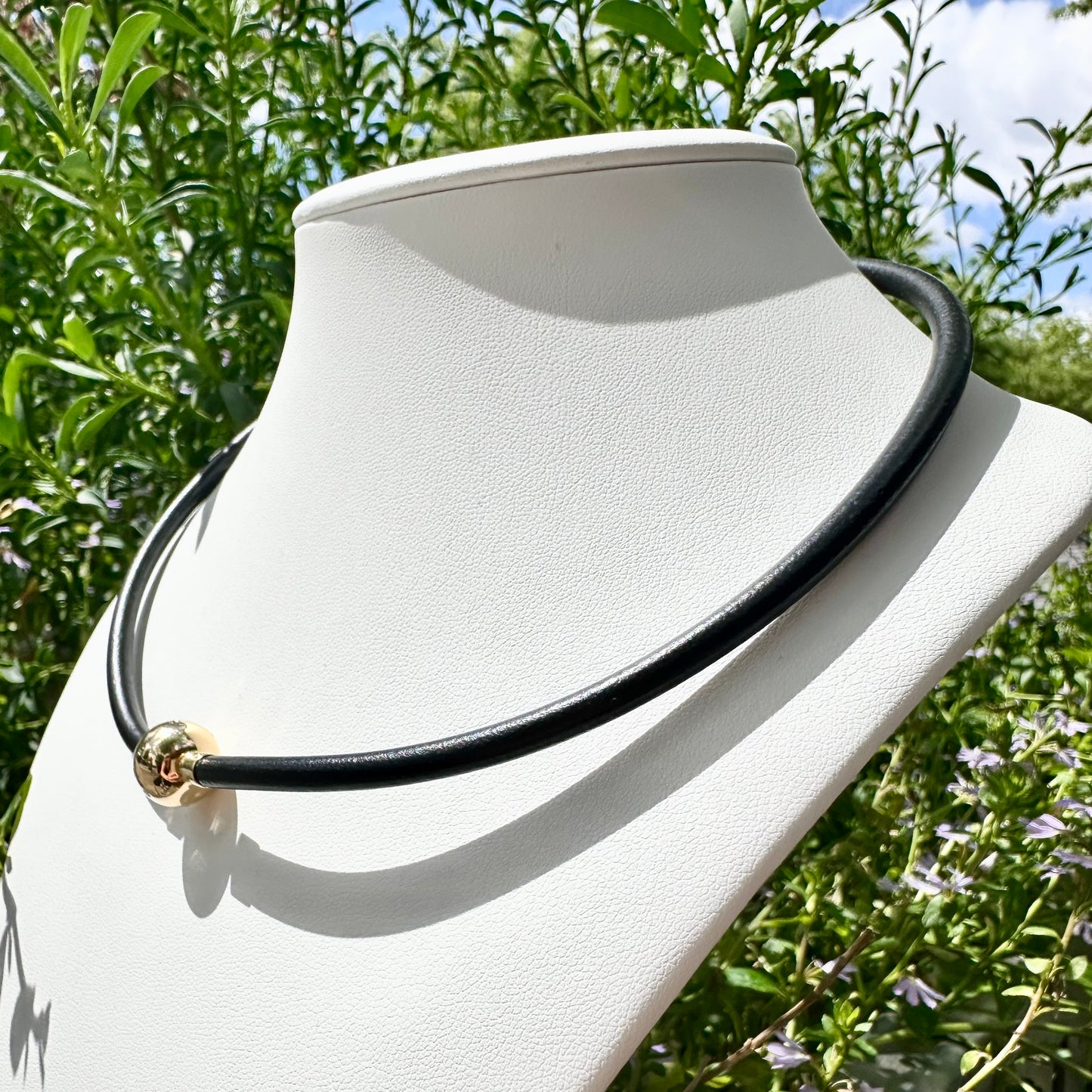 18Ct Yellow Gold Jorg Heinz Inspired Diamond Set Neoprene Bayonet Necklace 47cm