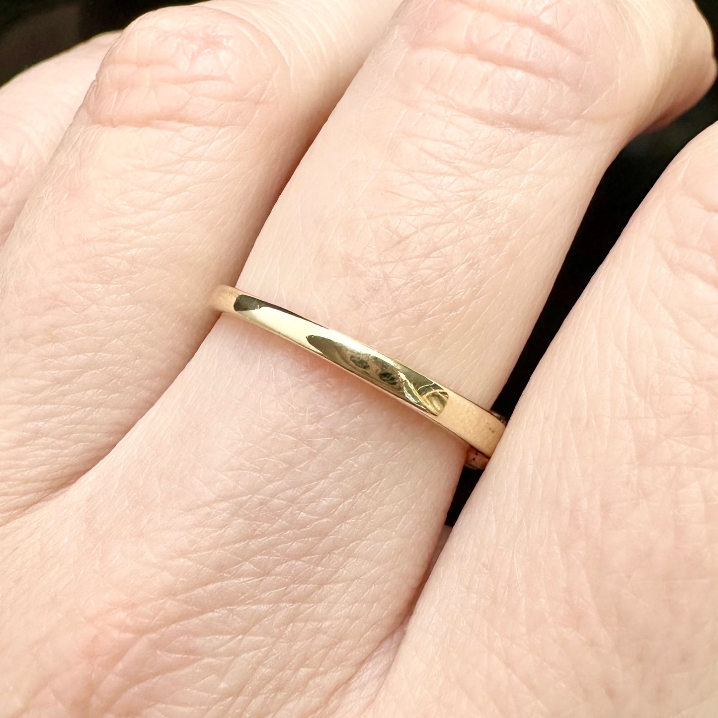 9Ct Yellow Gold .75Ct TW Diamond Simulant Graduating Band Ring Sz N 1/2