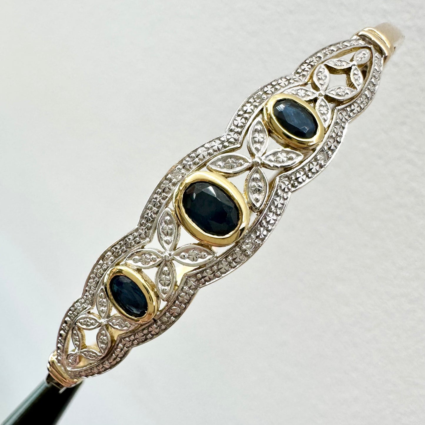 9Ct Yellow Gold Filigree Sapphire & Diamond Hinged Oval Bangle 19cm